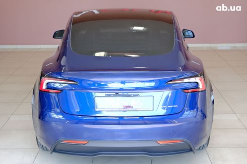 Tesla Model 3 2022 синий - фото 6