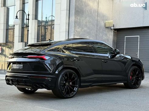 Lamborghini Urus 2020 - фото 26