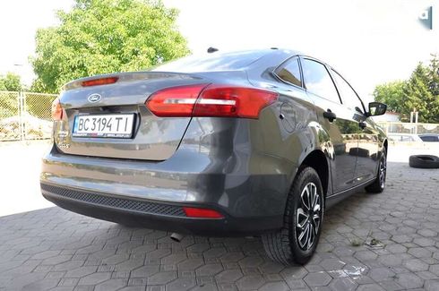 Ford Focus 2018 - фото 7