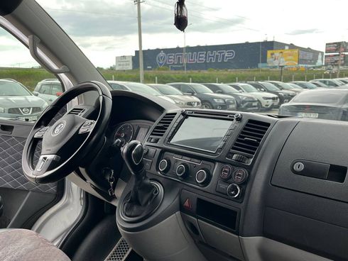Volkswagen Transporter 2014 серый - фото 26