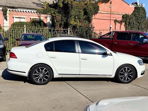 Volkswagen passat b7 2012 белый - фото 9