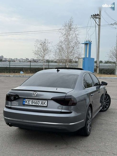 Volkswagen Passat 2017 - фото 6