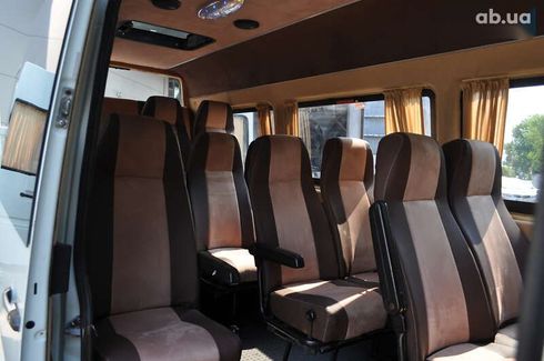 Mercedes-Benz Sprinter 2000 - фото 28