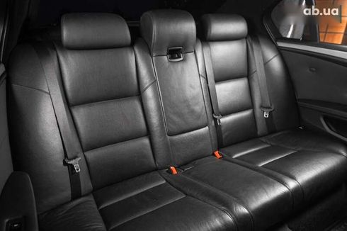 BMW M5 2006 - фото 14