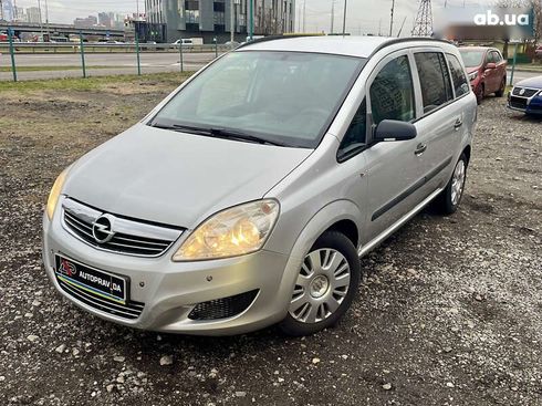 Opel Zafira 2009 - фото 2