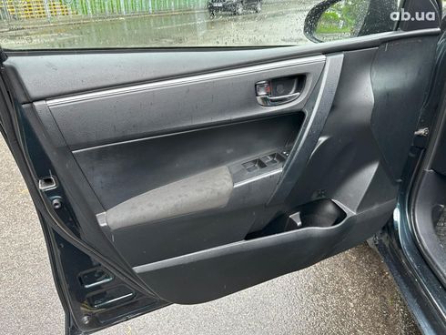 Toyota Corolla 2015 черный - фото 14