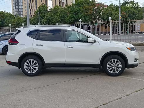 Nissan Rogue 2018 белый - фото 9