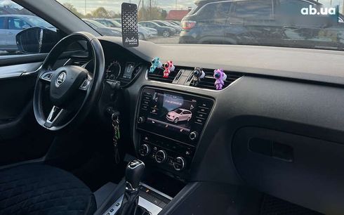Skoda Octavia 2018 - фото 18