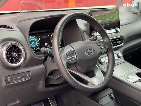 Hyundai Kona Electric 2021 - фото 15