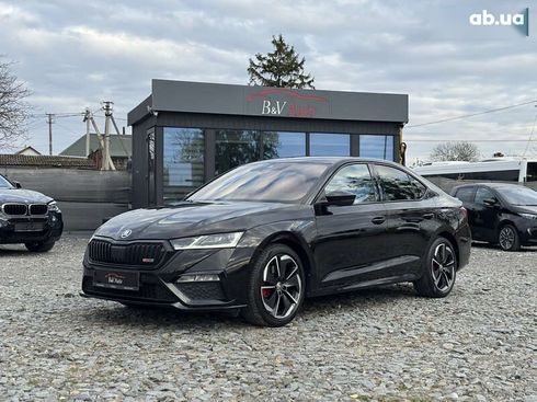 Skoda Octavia 2021 - фото 14