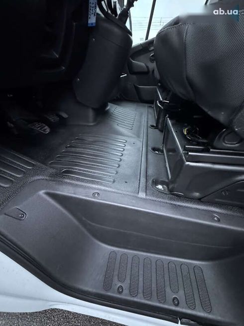 Renault Master 2019 - фото 13