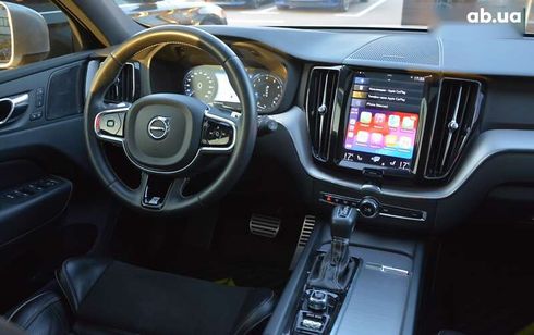 Volvo XC60 2018 - фото 26