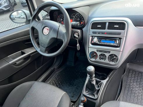 Fiat grande punto 2012 белый - фото 38