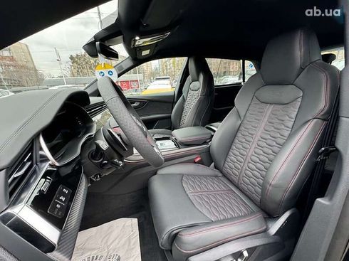 Audi RS Q8 2024 - фото 15