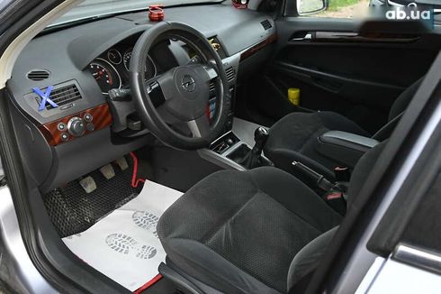 Opel Astra 2004 - фото 13