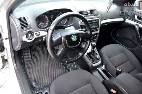 Skoda Octavia 2011 - фото 18