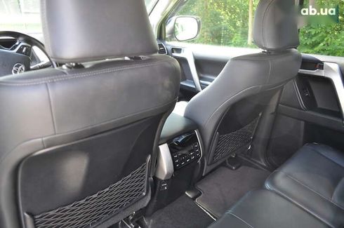 Toyota Land Cruiser Prado 2019 - фото 28