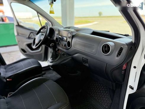 Peugeot Partner 2016 - фото 20