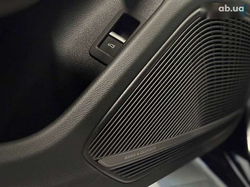 Audi A4 2021 - фото 17
