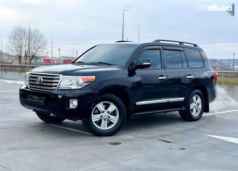 Toyota Land Cruiser 2013 - фото 4