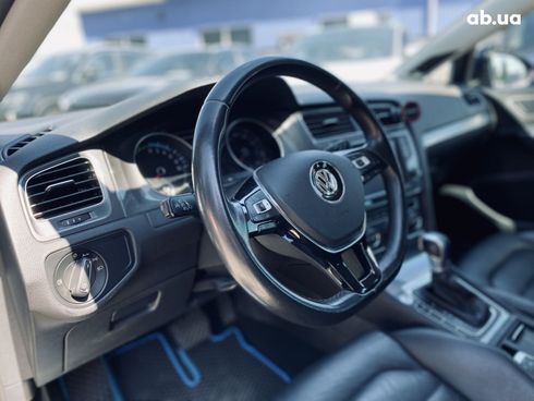 Volkswagen e-Golf 2015 черный - фото 11