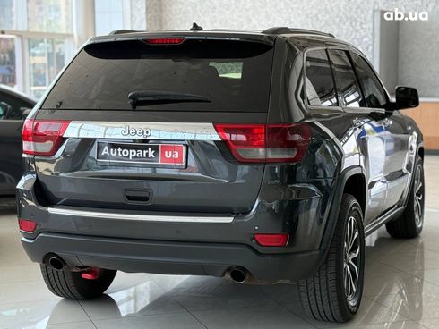 Jeep Grand Cherokee 2011 черный - фото 8