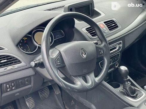 Renault Megane 2010 - фото 18
