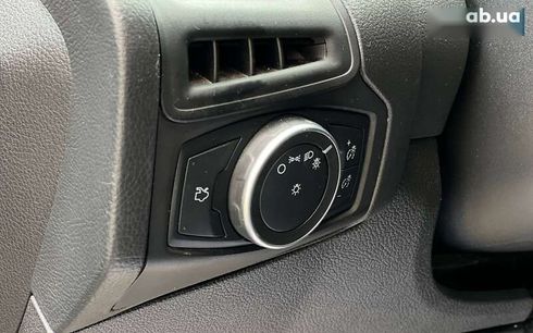 Ford Focus 2018 - фото 11