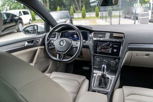 Volkswagen e-Golf 2018 - фото 17