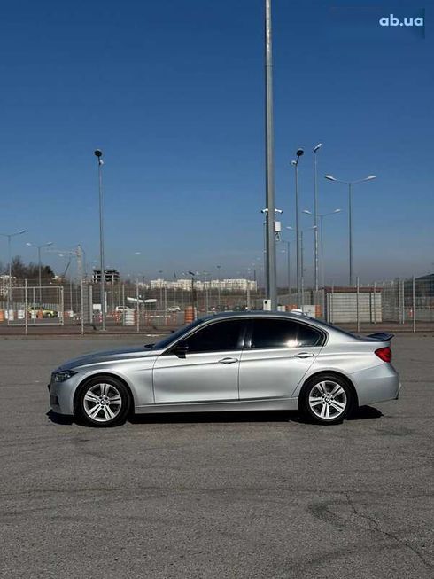 BMW 3 серия 2016 - фото 11