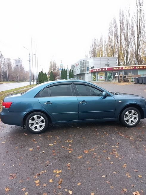 Hyundai Sonata 2005 синий - фото 10
