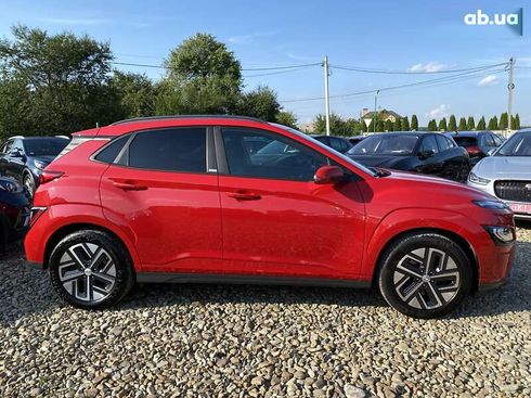 Hyundai Kona Electric 2021 - фото 18