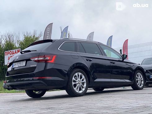 Skoda Superb 2016 - фото 15