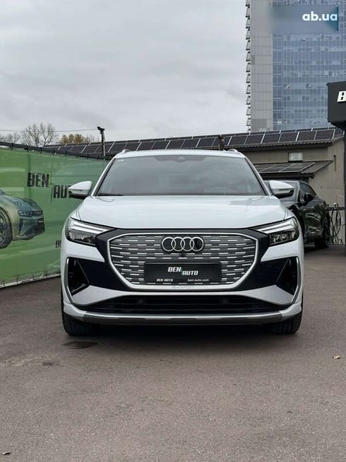 Audi Q4 e-tron 2023 - фото 3