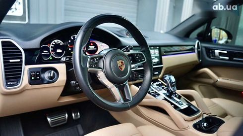 Porsche Cayenne 2018 - фото 22