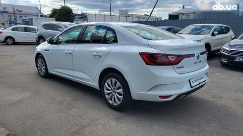 Renault Megane 2018 - фото 15