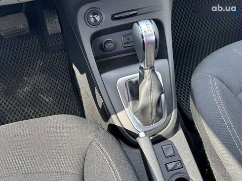 Renault Captur 2019 - фото 15