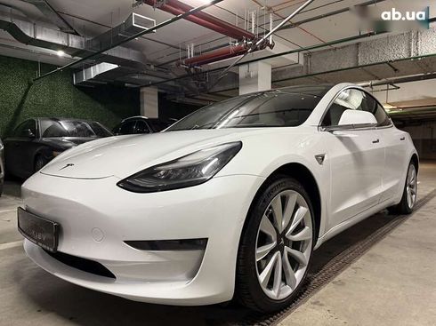 Tesla Model 3 2019 - фото 7