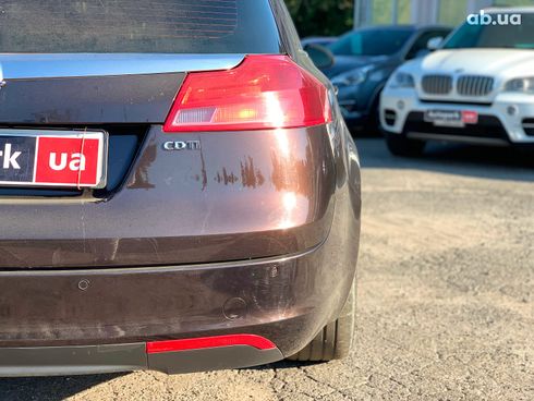 Opel Insignia 2010 коричневый - фото 11