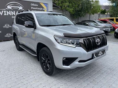 Toyota Land Cruiser Prado 2021 - фото 8
