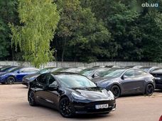 Продаж вживаних Tesla Model 3 в Київській області - купити на Автобазарі