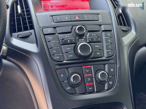 Opel Astra 2011 - фото 18