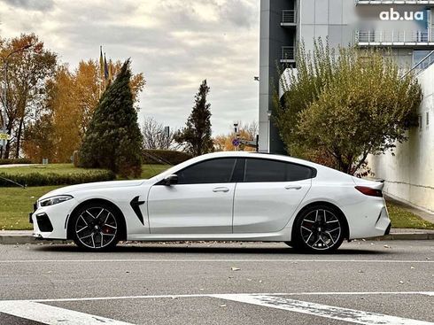 BMW M8 Gran Coupe 2021 - фото 8