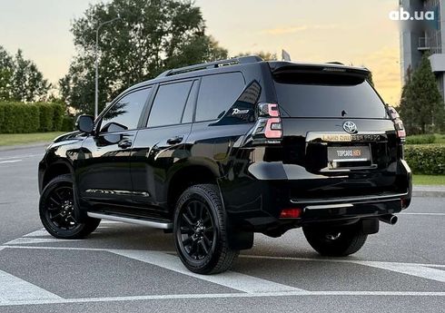 Toyota Land Cruiser Prado 2022 - фото 9