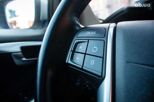 Volvo XC60 2010 - фото 19