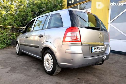 Opel Zafira 2009 - фото 11