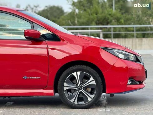 Nissan Leaf 2019 - фото 7