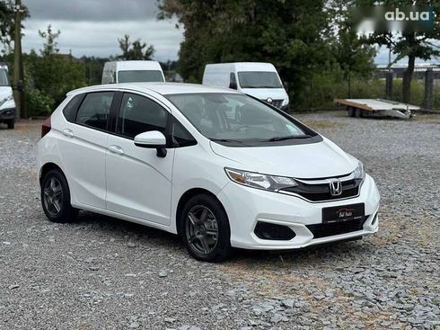 Honda Fit 2018 - фото 6