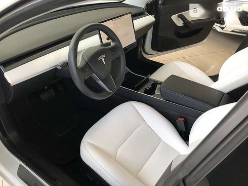 Tesla Model 3 2020 - фото 19