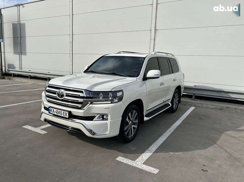 Toyota Land Cruiser 2017 - фото 5